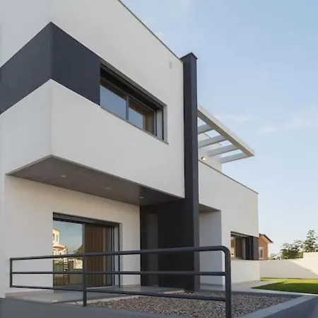 Amara - Luxury Willa *