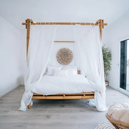 Amara - Luxury
