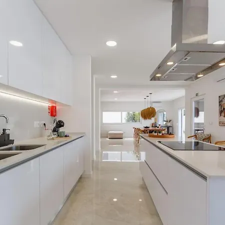 Amara - Luxury Willa *